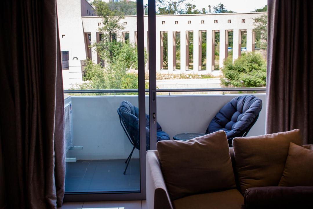 Urban Oasis Apartments At Freedom Plaza Windhoek Bagian luar foto